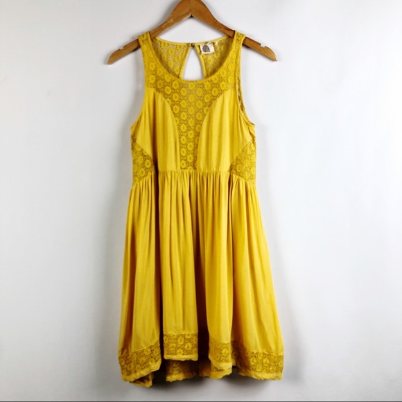 Anthropologie Dresses & Skirts - Anthropologie Lilka Mateo Eyelet Dress